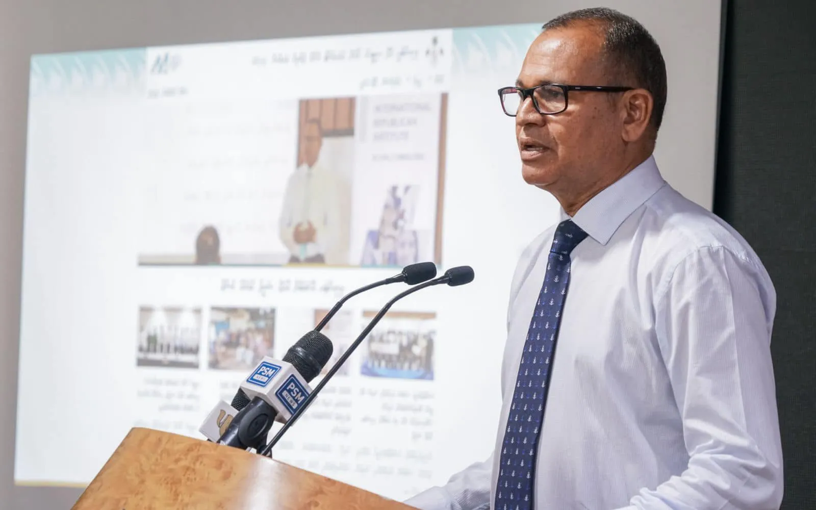 ވަޒީރު އާދަމް ޝަރީފް އުމަރު-- ފޮޓޯ: މިނިސްޓްރީ