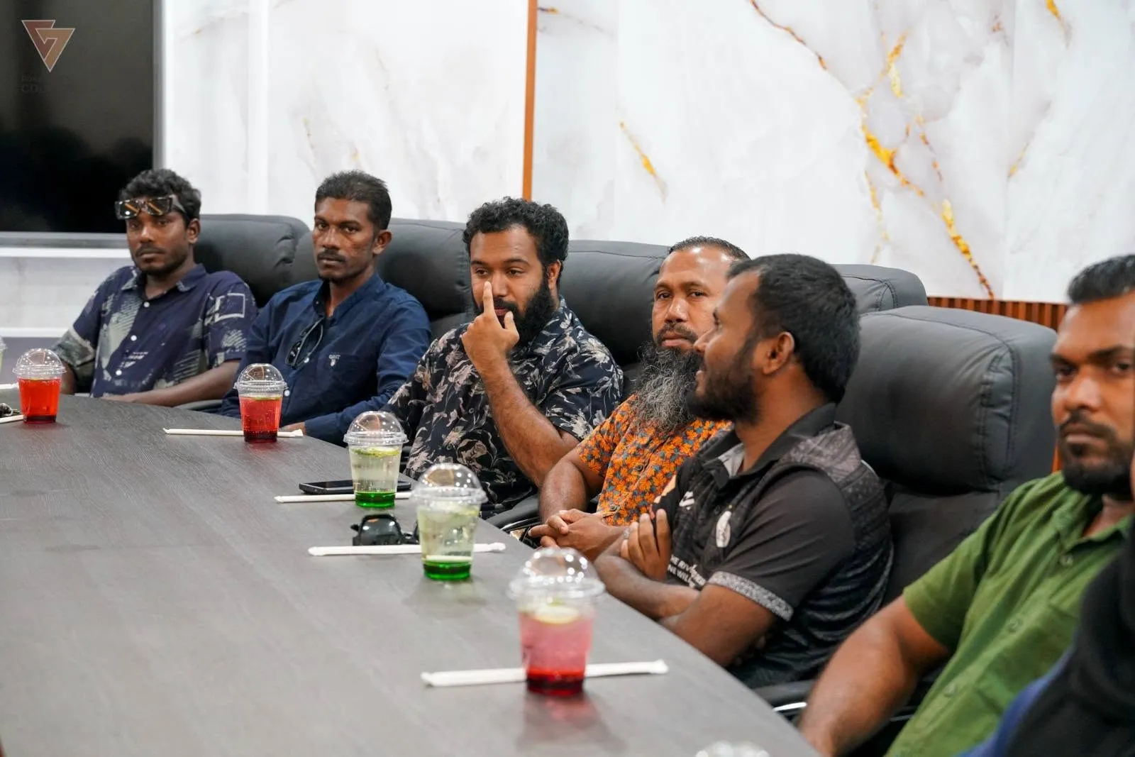 ފެނަކަ މުވައްޒަފުން ވަކިކުރި މައްސަލައިގައި ފޯކައިދޫގައި އިޙްތިޖާޖުކޮށްފި