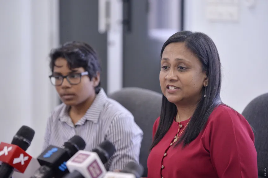ރައީސް ނަޝީދާއި މިނިސްޓަރ ޒަހާ ކަޅުބިލަމަހުގެ އަގު ވިދާޅުވީ ތަފާތުކޮށް