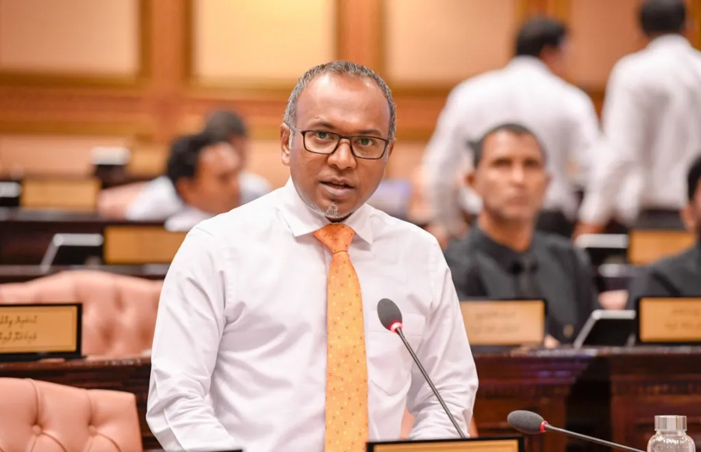 ގޯތި ލިސްޓުގައި ނަން އޮތަސް، ރައީސް ޞާލިހުގެ ފައިބުޑަކަށް ނުވެއްޓޭނަން: ހަސަން ލަތީފު