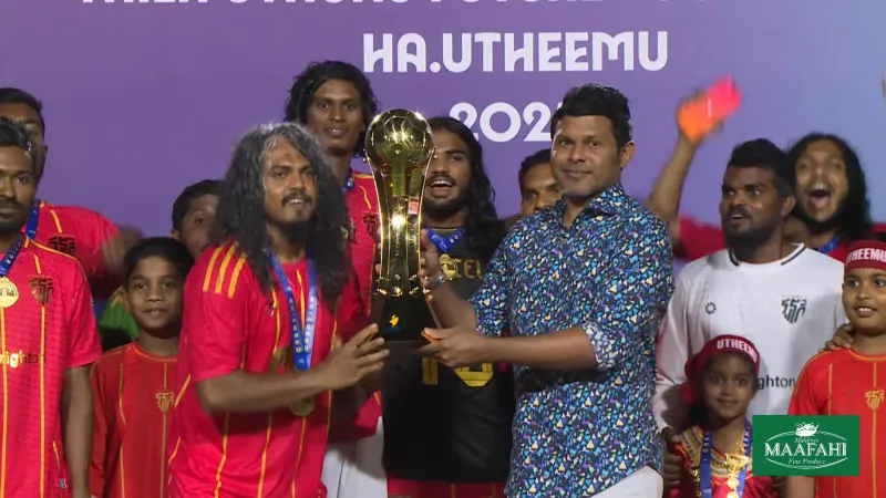 ތިލައުތުރުގެ ޗެމްޕިއަންކަން އުތީމަށް