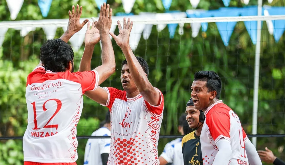 އިންޓަ ރިސޯޓް ވޮލީބޯލް ޗެމްޕިއަންޝިޕް 2023: ޒޯން އެކެއްގެ ފުރަތަަމަ މެޗު ފަސޭހަކަމާއި އެކު ރީތިރަށުން ކާމިޔާބުކޮއްފި!