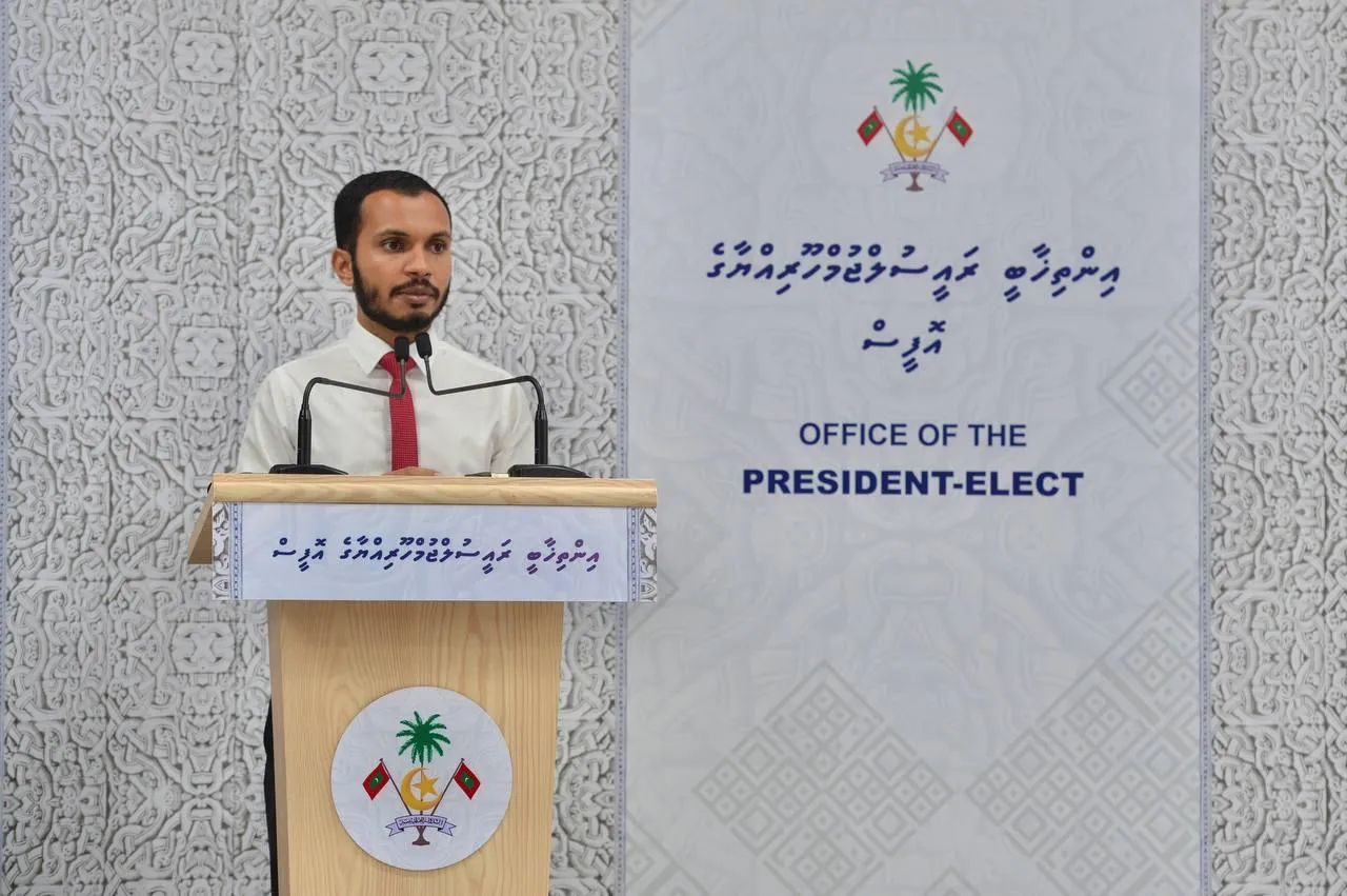 2024އަށް ބަޖެޓު އެކުލަވާލުމުގެ މަސައްކަތަށް 7 ބޭފުޅުންގެ ކޮމެޓީއެއް އެކުލަވާލައިފި: ފިރުޒުލް
