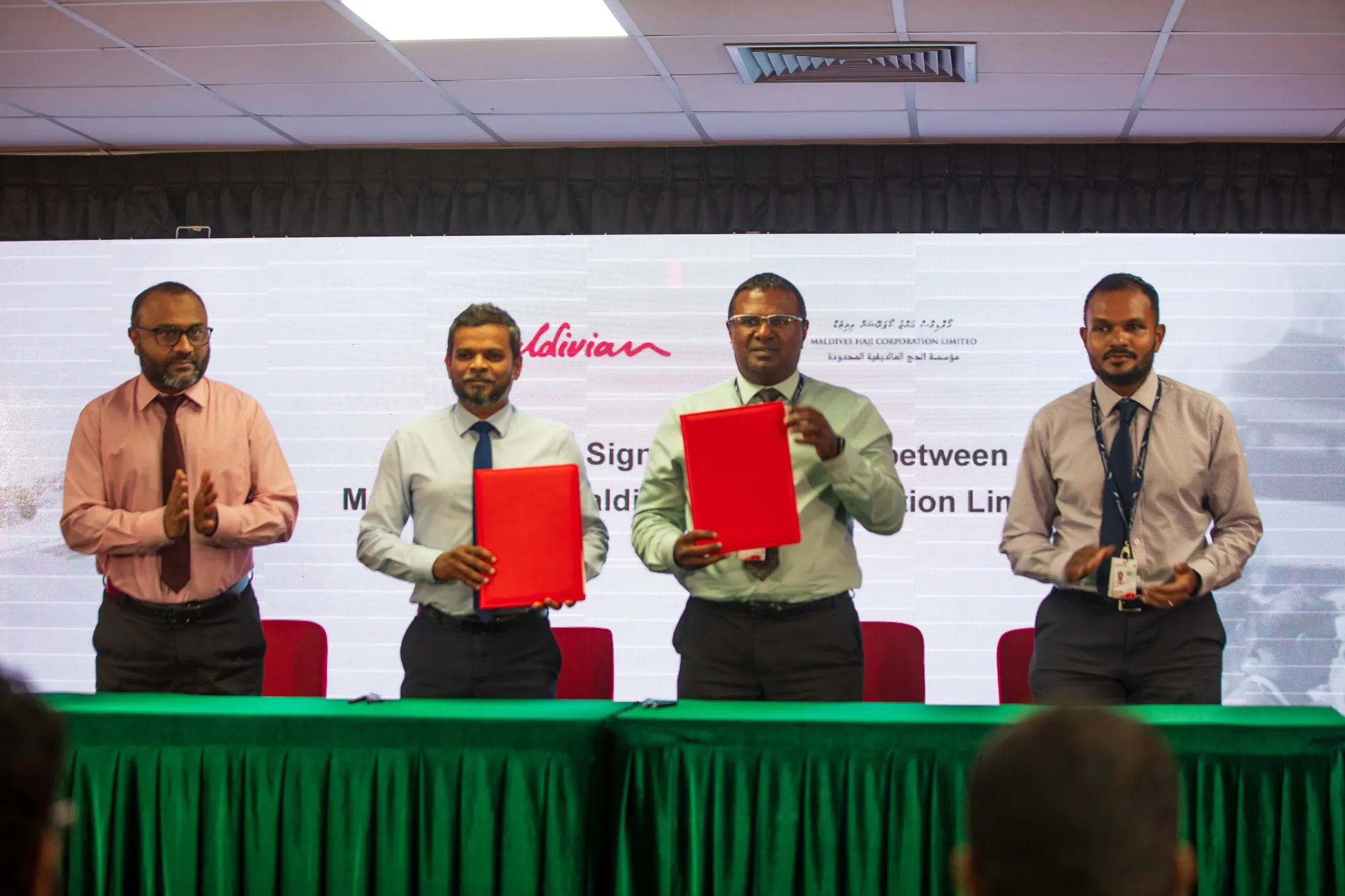 މޯލްޑިވިއަން، ހައްޖު ކޯޕަރޭޝަން އަދި އިސްލާމިކް މިނިސްޓްރީން އެއްބަސްވުމުމުގައި ސޮއެ ކުރި ދުވަސް - ފައިލް ފޮޓޯ: ދުވަސް