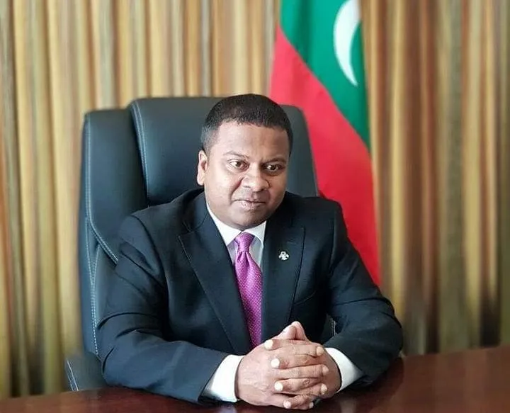 މޭޔަރު އާޒިމަށް ހަމަލާދިނީ ސަރުކާރުންކަމަށް ބުނުމުން ހައިރާންވޭ: ތަރުޖަމާނު
