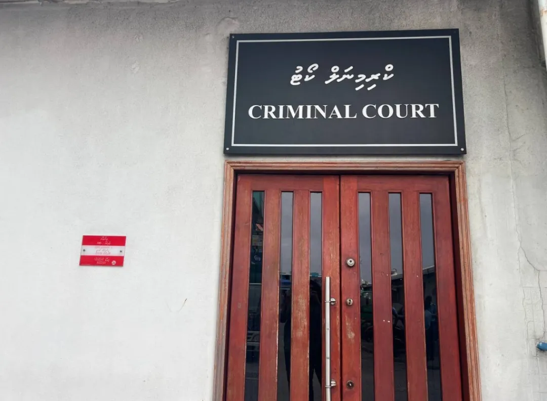 ނައީމާގެ މަރު: މާލެއިން ހައްޔަރުކުރި މީހާގެ ބަންދަށް 30 ދުވަސް ޖަހައިފި