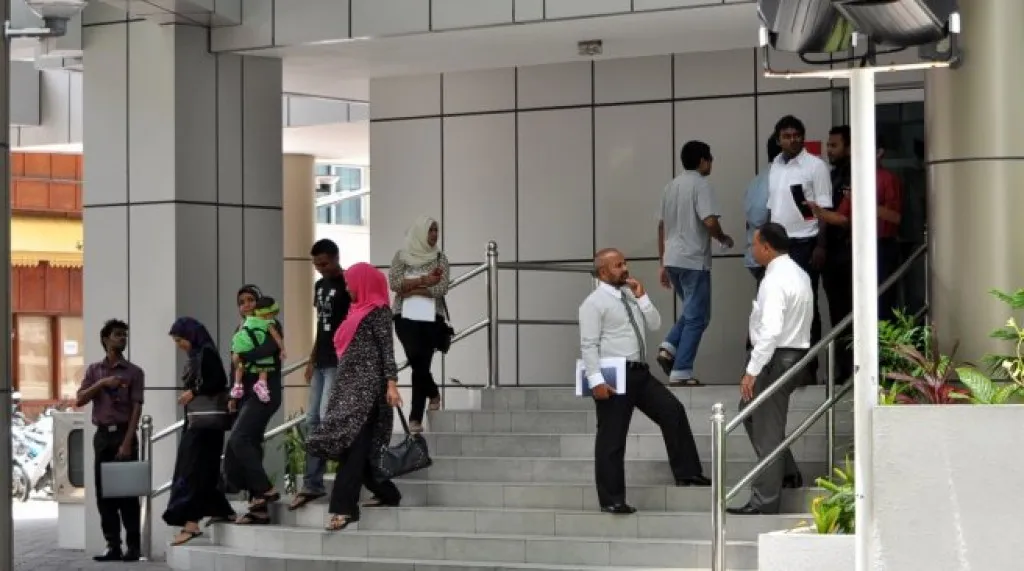 ބަންދުދުވަހު މަސައްކަތް ކުރާ މުވައްޒަފުންނަށް ހާޒިރީ އެލަވަންސް ދޭން ފަށައިފި