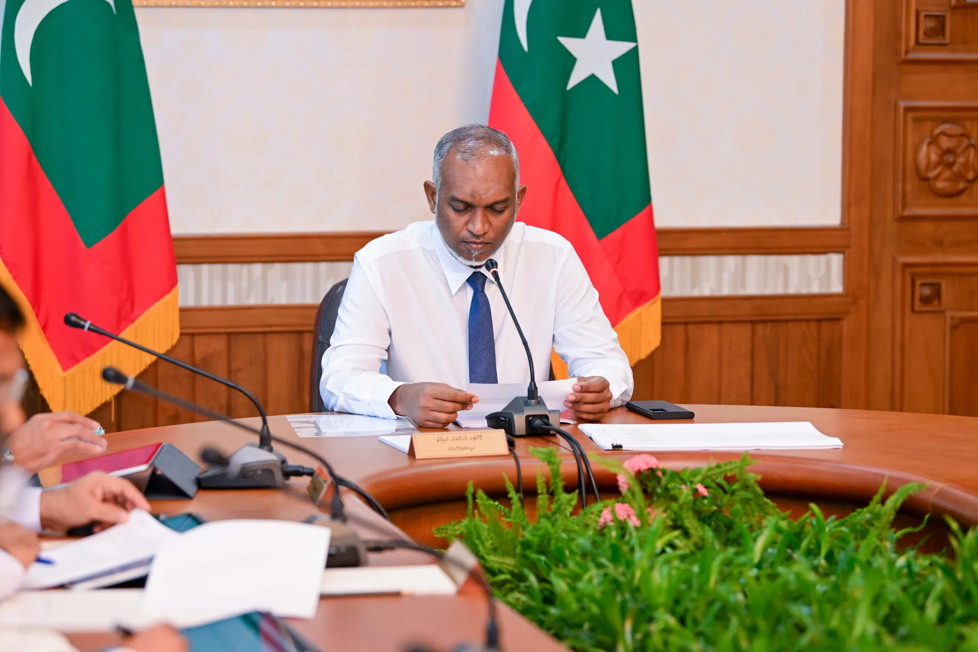 ރައީސް ޑރ.މުހައްމަދު މުއިއްޒު