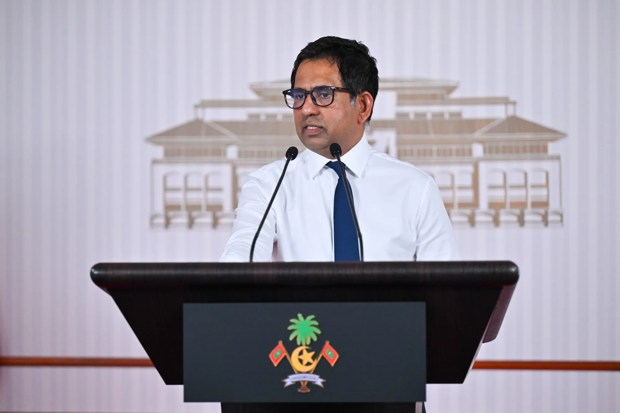 ޕާކިންގެ މައްސަލަ ޙައްލު ކުރުމަށް، އަންނަ އަހަރުގެ ނޮވެމްބަރަށް ދެ ބިލްޑިން ނިންމަނީ