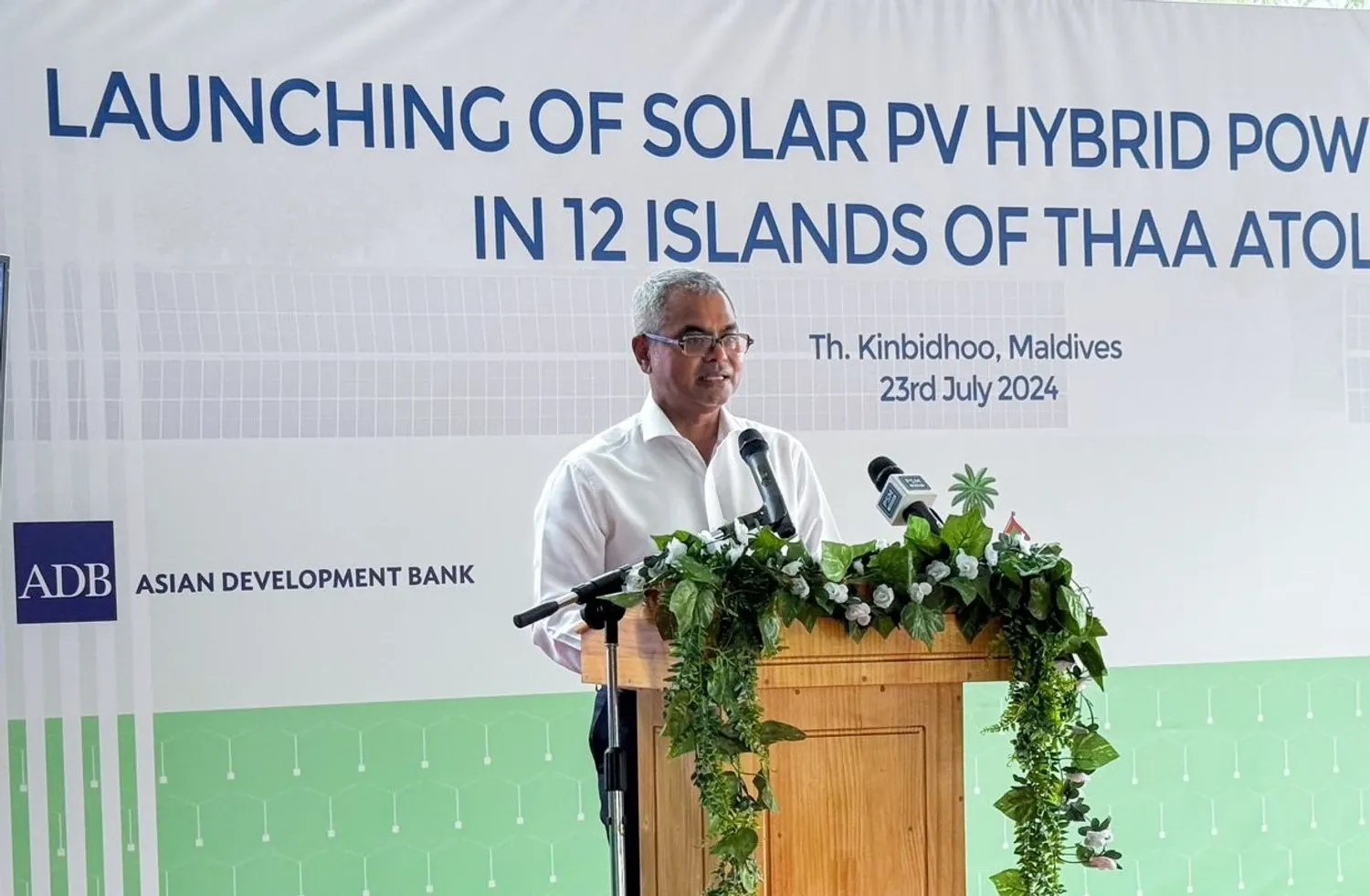 ތ. އަތޮޅުގެ 12 ރަށުގައި ސޯލާ ޕީވީ ހައިބްރިޑް ޕަވަރ ސިސްޓަމްތައް އިފްތިތާޙުކޮށްފި