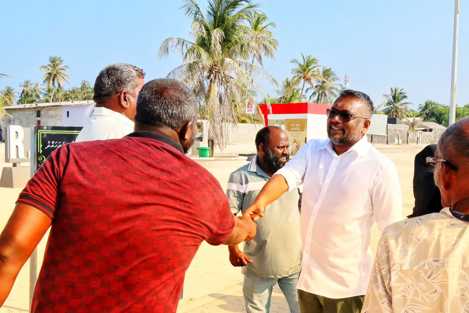 ކައުންސިލް އިންތިޚާބުގެ ކެންޕެއިން ދަތުރުތަކުގެ ތެރެއިން: ފޮޓޯ/ އެމްޑީޕީ