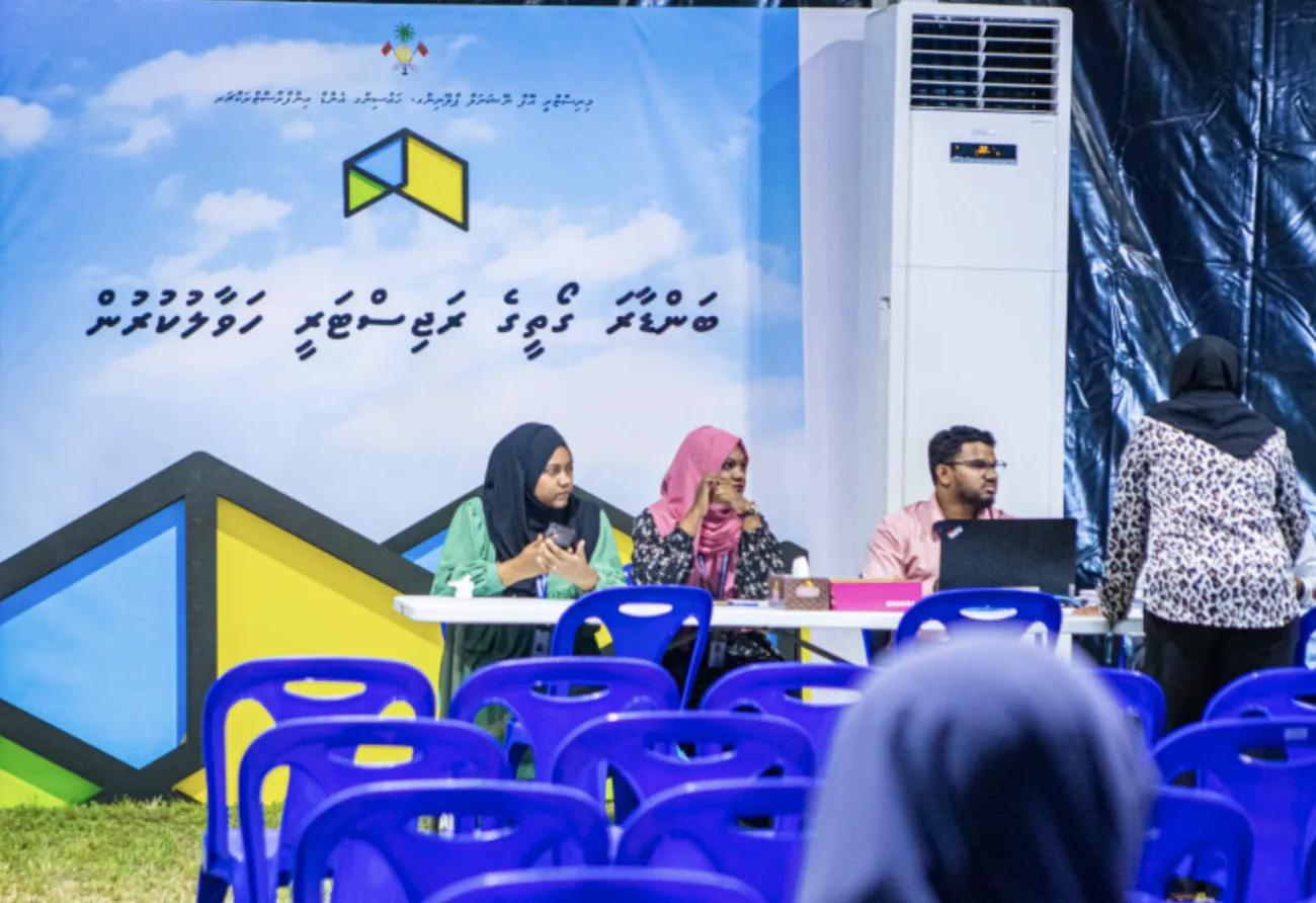 ދެން ގޯތީގެ ރަޖިސްޓަރީ ދޫކުރާނީ ސީއެޗްއެސްއީގެ ކުރީ އިމާރާތުން!