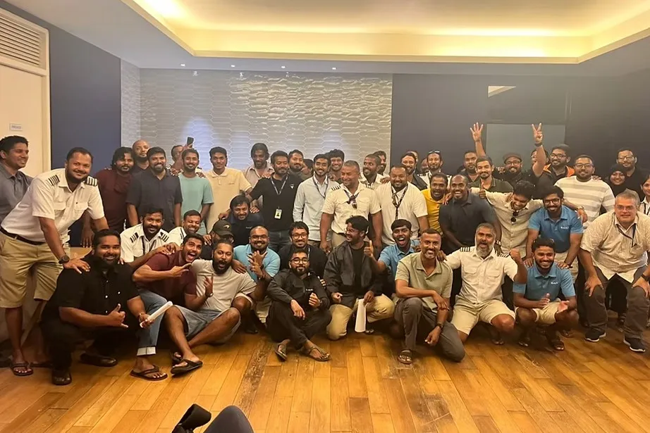 އެންމެފަހުން މަންޓާ އެއާ މުއައްޒަފުންވެސް ހަޅުތާލަކާ ދިމާލަށްދަނީތަ؟