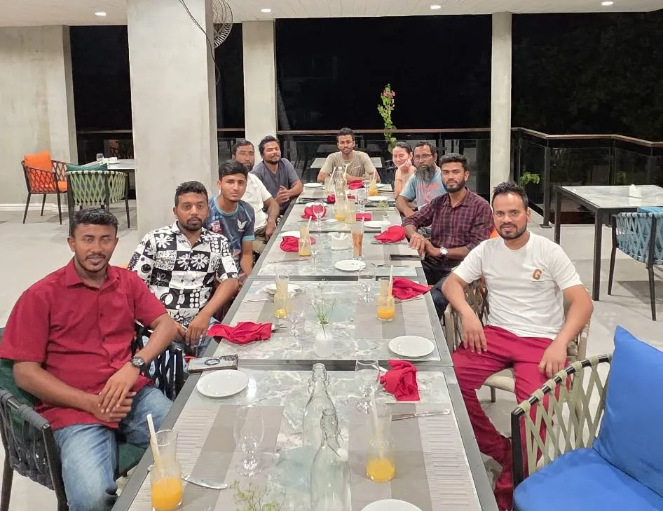 ޓީއެމްއީ ރިޓްރީޓްސްގެ މުވައްޒަފުންނަށް ސަރވިސް ޗާޖުގެ ގޮތުގައި ހުސްވި މަހު ހާހެއްހައި ޑޮލަރު ލިބުނު