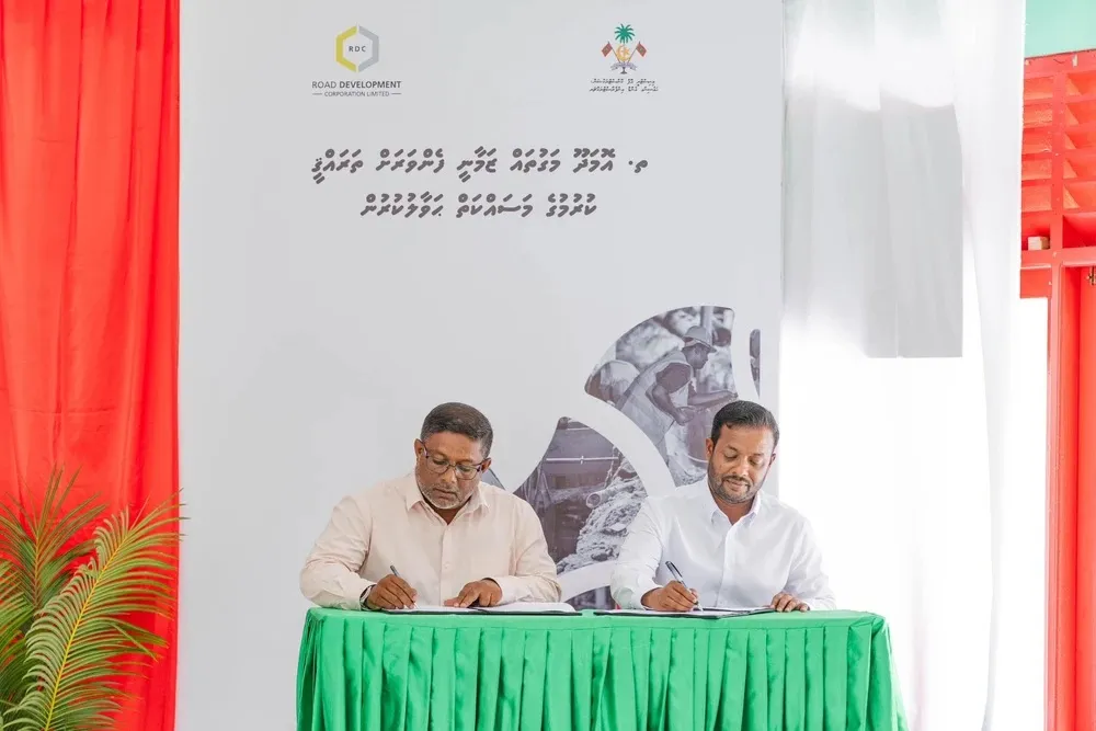 ތ. އޮމަދޫ މަގުތައް ޒަމާނީ ފެންވަރަށް ތަރައްޤީ ކުރުމުގެ މަސައްކަތް އާރުޑީސީއަށް