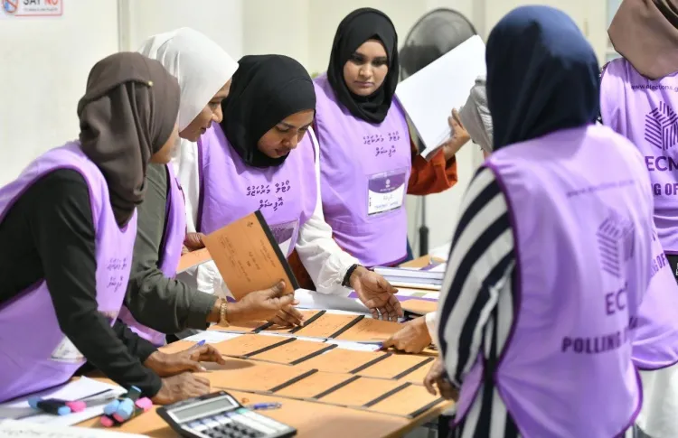 ރިޔާސީ އިންޠިޚާބަށް ރީ-ރެޖިސްޓަރ ކުރަން އޮންލައިން ކޮށްވެސް ހުށައެޅޭނެ