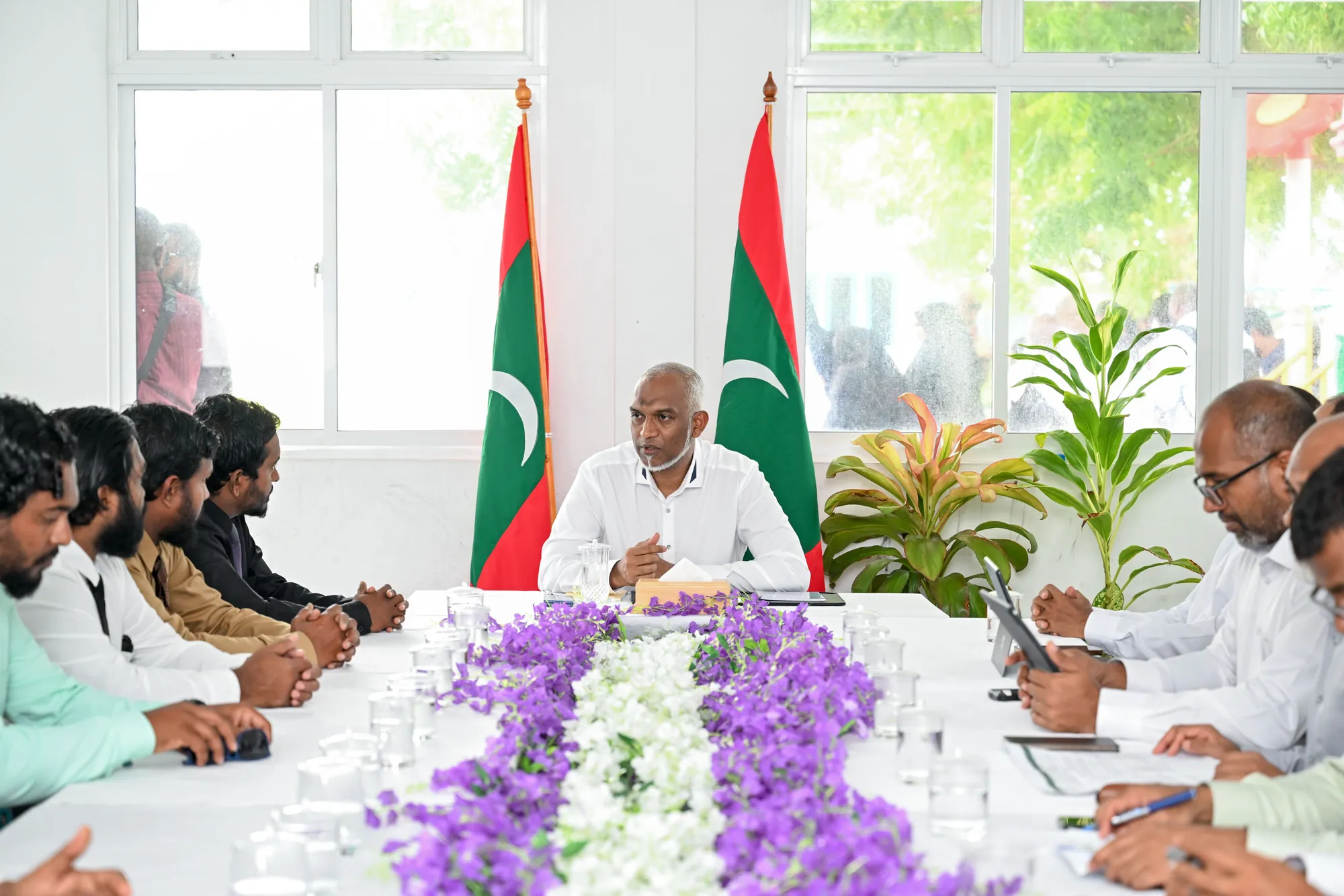 މަގޫދޫ ތަރައްޤީއަށް ބޭނުންވާ ކަންކަމާ ގުޅޭގޮތުން މަޝްވަރާކޮށްފި
