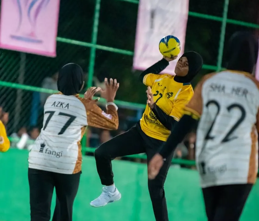 ކާށިދޫ ޔޫތް ޓްރޮފީ ވުމެންސް ހޭންޑްބޯލް މުބާރާތުގެ ތެރެއިން