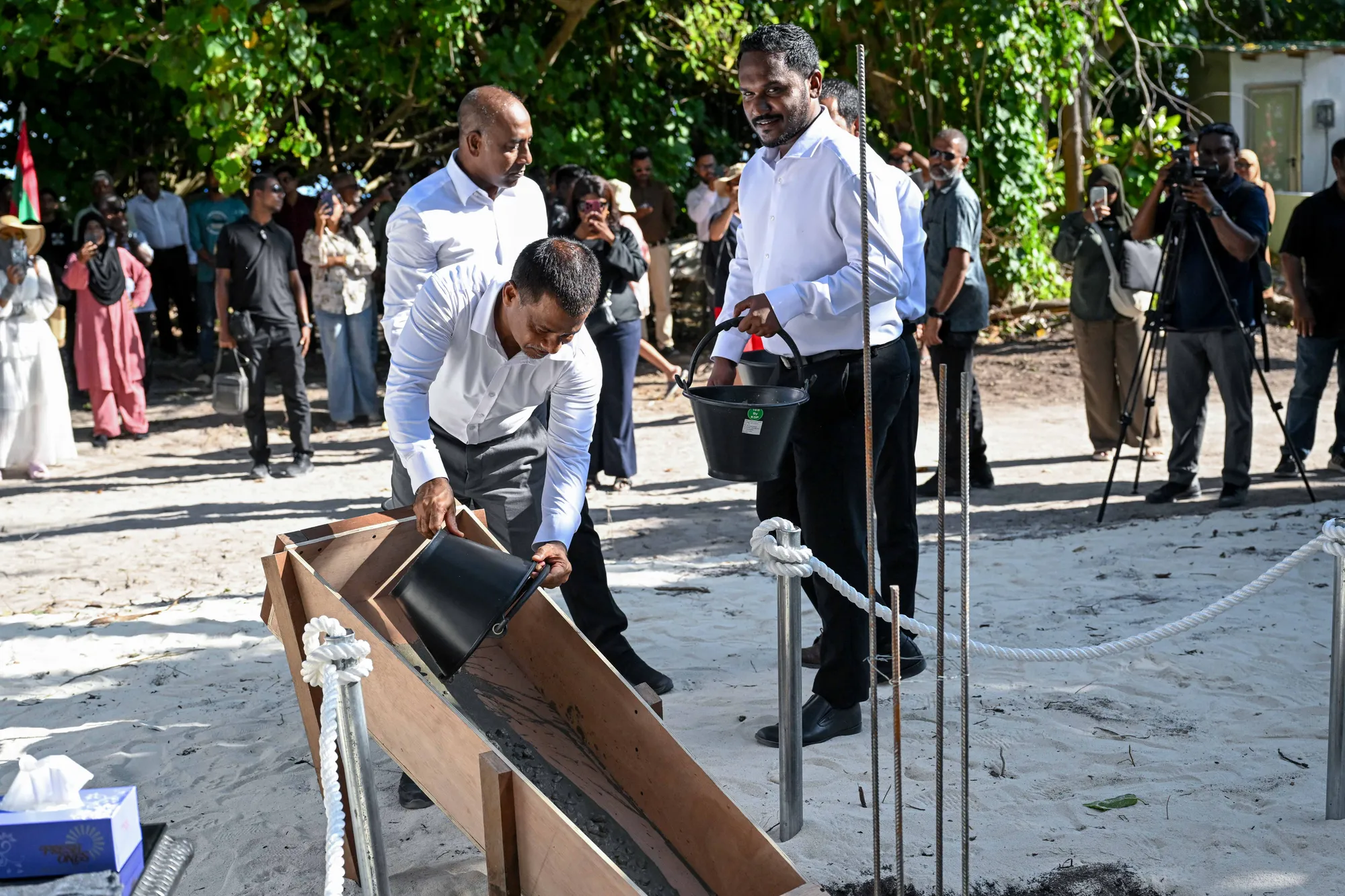 ވ.ފުލިދޫ ސިއްހީމަރުކަޒާއި ބަނދަރުގެ އަމަލީ މަސައްކަތް ފަށައިފި