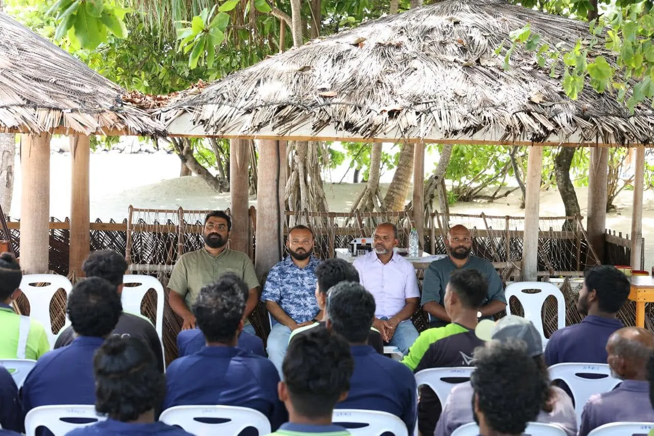 ރ ވަންދޫ ވެމްކޯ ވަޒީފާއިން ވަކިކުރި ދެ މުވައްޒަފަކަށް އަލުން ވަޒީފާ ދީފި