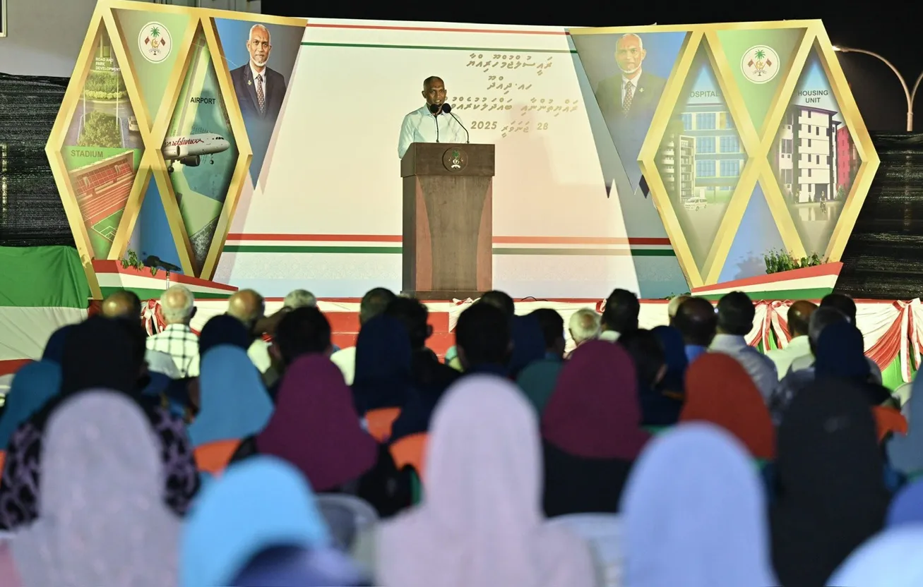 ދެން ދިއްދޫއަށް އަންނާނީ އެރަށު އެއާޕޯޓަށް އަންނަ މަތިންދާބޯޓުގައި: ރައީސް ޑރ.މުއިއްޒު