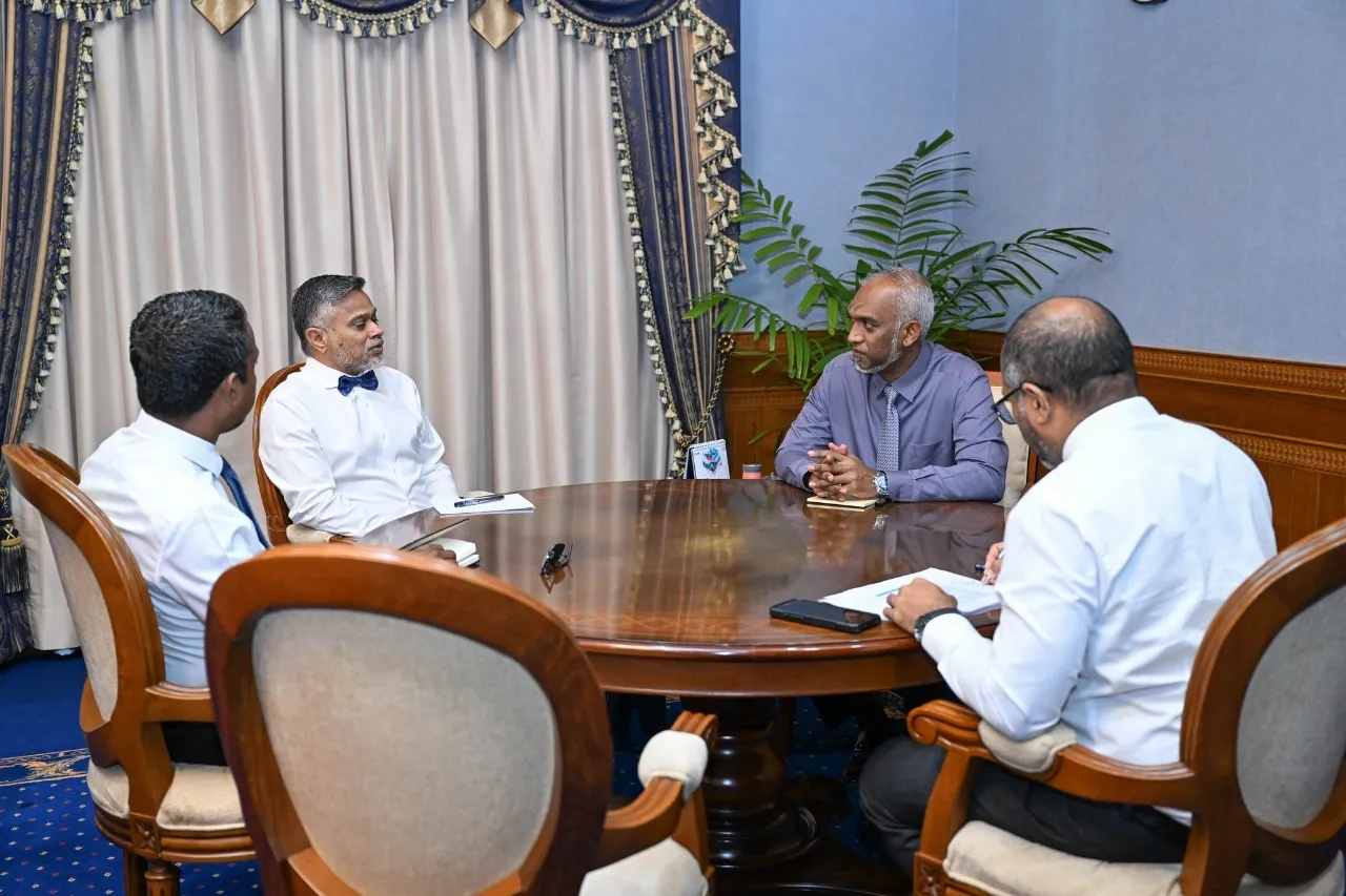 ވާނުވާ ބަންދުން މީހުން ދޫކޮސްލުމާމެދު ކުރެވެމުންދާ މަޝްވަރާގެ ތެރެއިން.. ފޮޓޯ: ރައީސް އޮފީސް