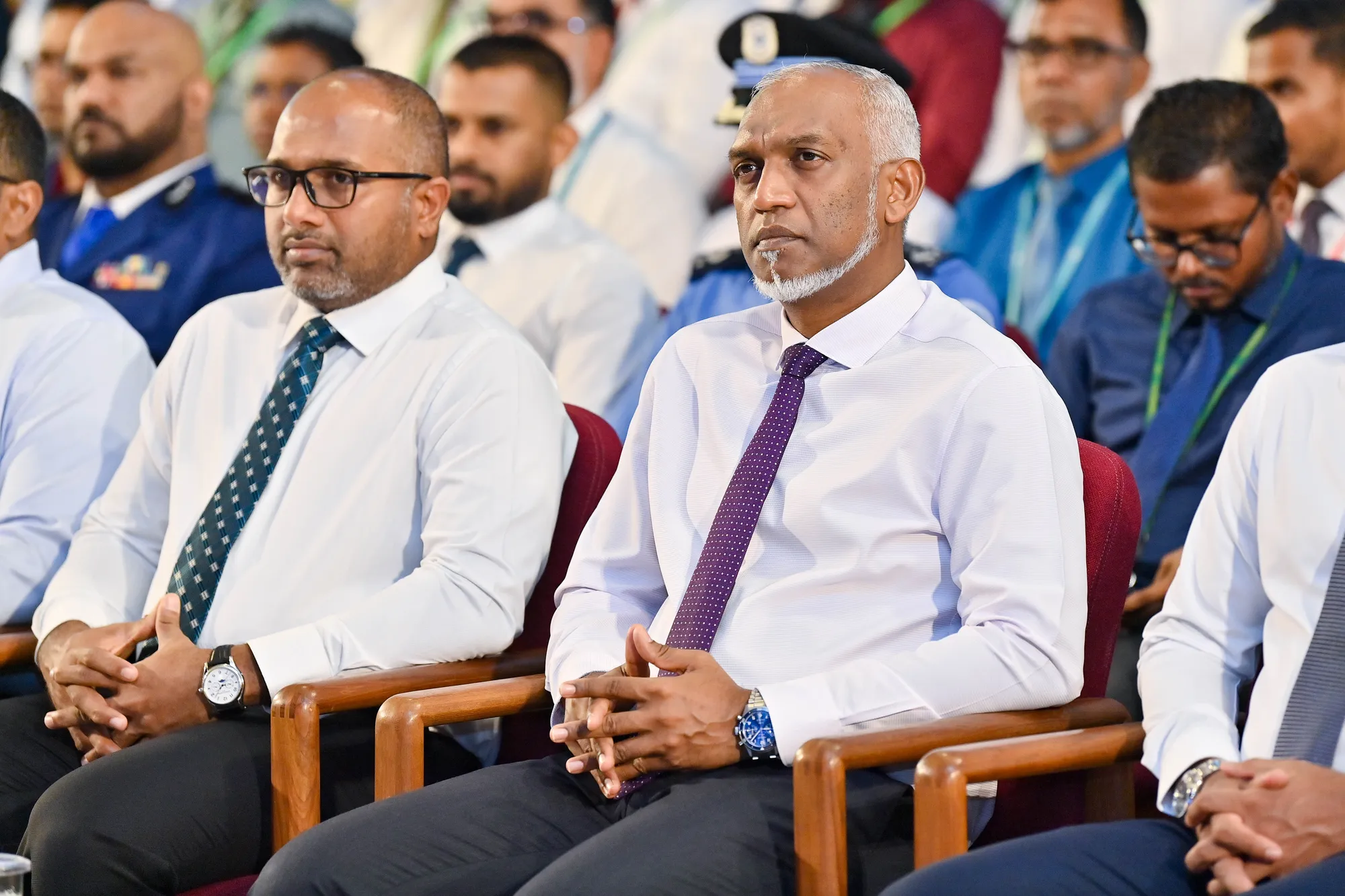 ރައީސް ޑރ މުހައްމަދު މުޢިއްޒު އާއި ވަޒީރު ޢަލީ އިހްސާން: ފޮޓޯ/ ރައީސް އޮފީސް