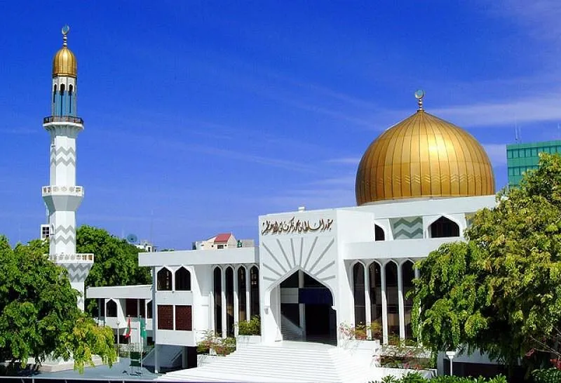 ޢާޝޫރާ ދުވަހުގެ ބަރަކާތާއި ފިލާވަޅުތައް ލިބިގަތުމަށް މިއަދުގެ ހުކުރު ޚުޠުބާގައި ގޮވާލައިފި
