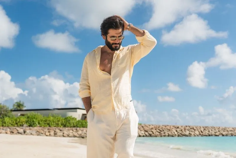 Indian actor Karan Tacker enjoys Maldives holiday with parents