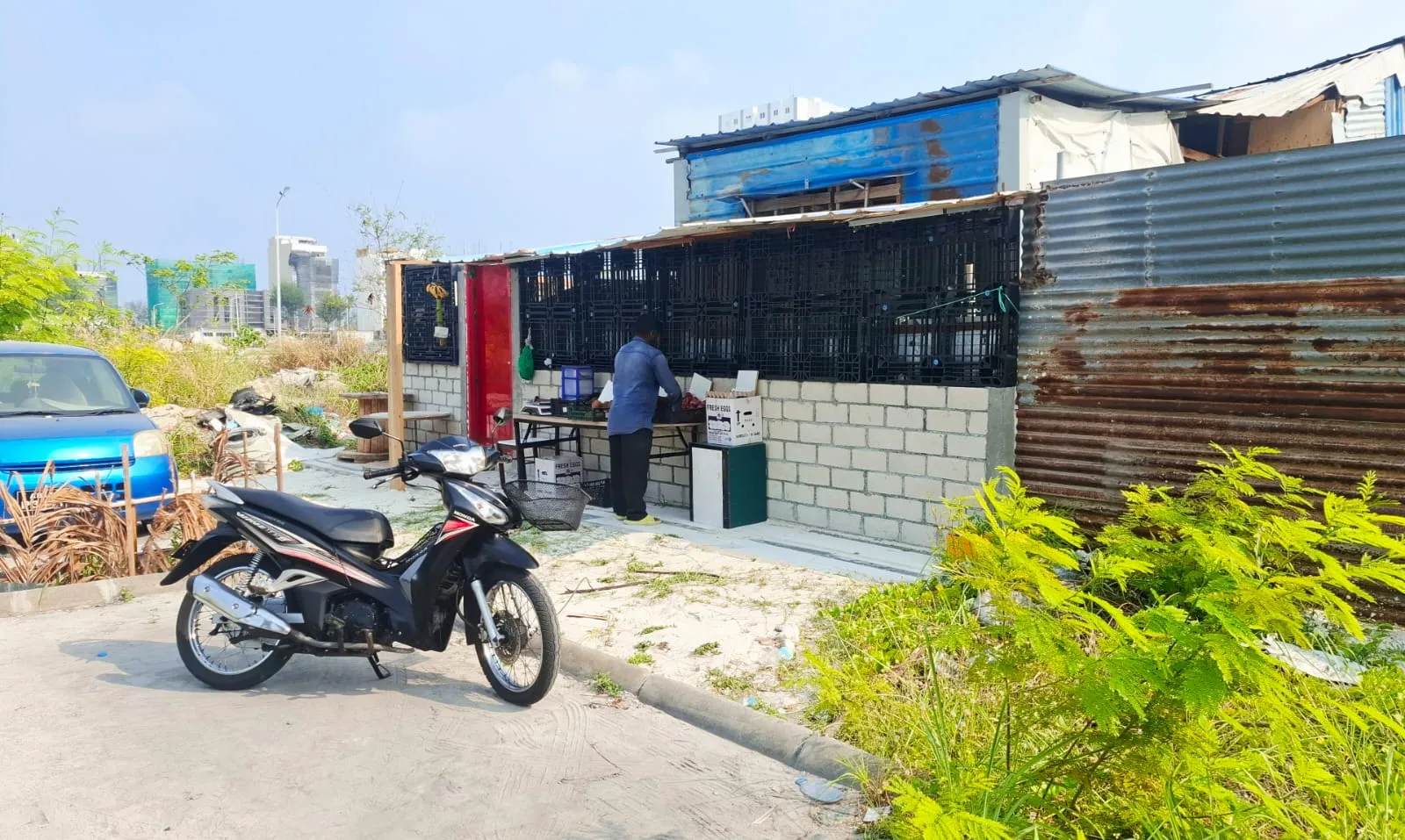 ފޭސް ދޭކުން ދޫކުރި ގޯތިތަކުގައި ބިދޭސީން ލައްވައި ގަވާއިދާ ހިލާފަށް ވިޔަފާރިކުރަނީ