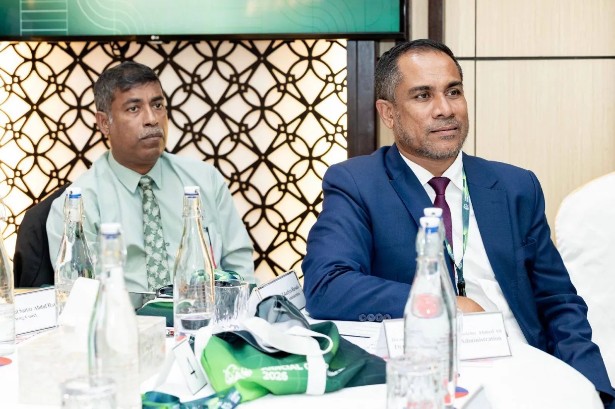 ސަސްޕެންޑްކުރި ދެ ބޭފުޅުން