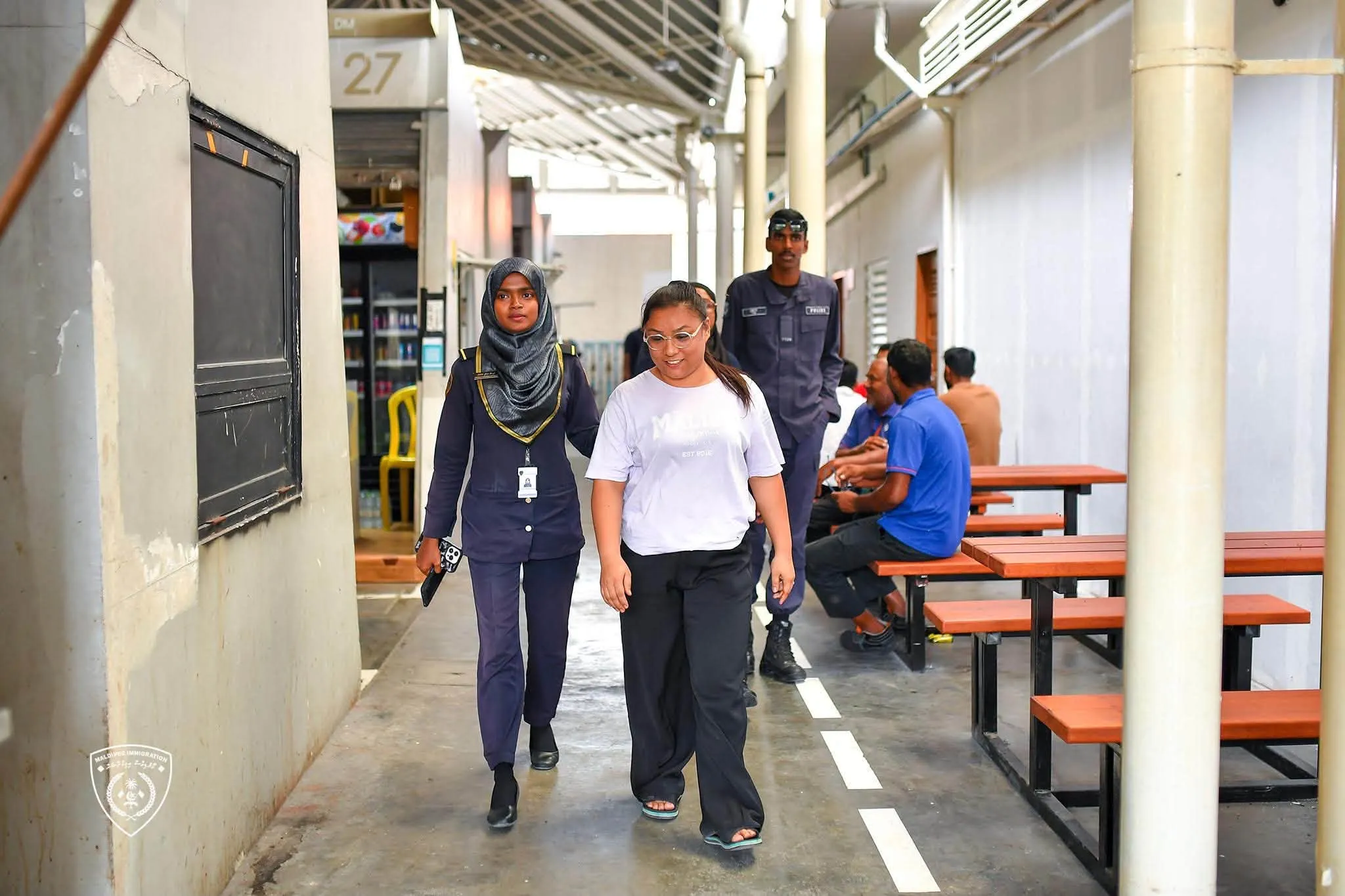 ޤަވާއިދާއި ޚިލާފަށް އުޅޭ 20 ބިދޭސީއަކު އިމިގްރޭޝަންގެ ބެލުމުގެ ދަށަށް ގެންގޮސްފި
