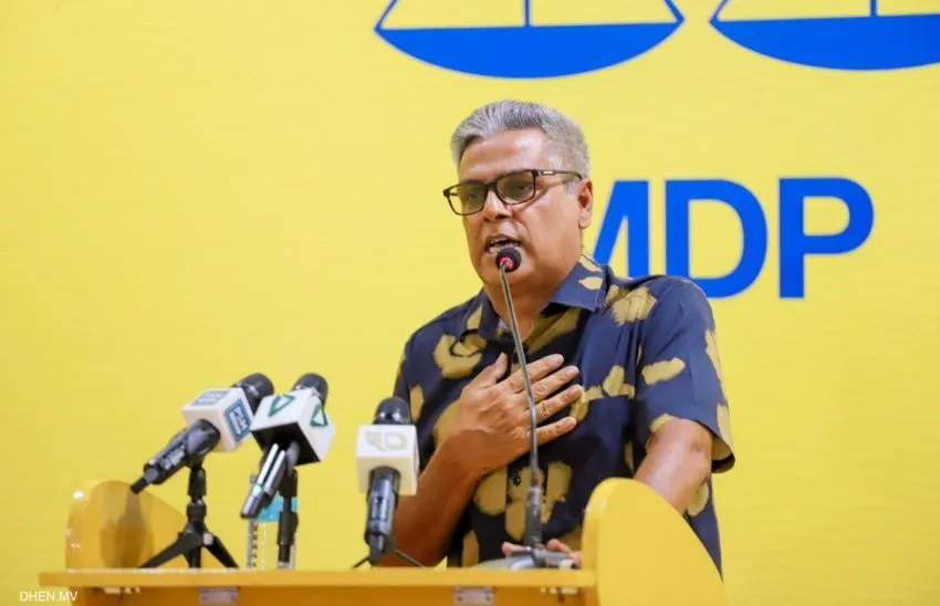 އިންޑިއާ ސިފައިން ބޭލޭނީ ޑޮކްޓަރުންނާއި ޓީޗަރުންނާއި ވެސް އެކު، ދެން ކިހެނެއްތޯ ވާނީ؟ : މޫސަ