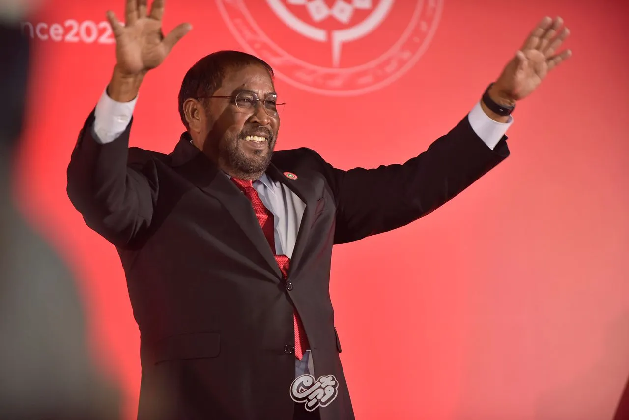 ގާސިމަށް ރިޔާސީ ޓިކެޓް ހަވާލުކުރާ ޖަލްސާ އަންނަ މަހު 9 ގައި