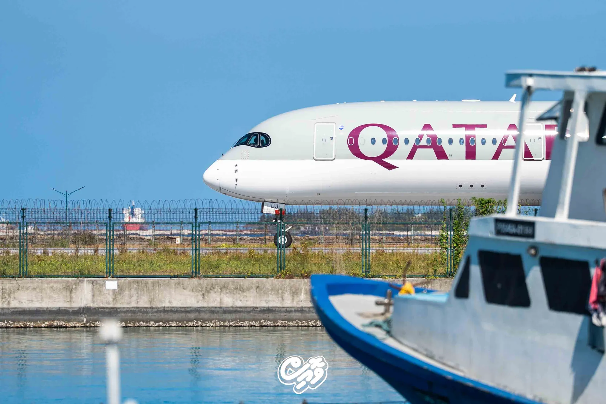 ޤަތަރު އެއާވޭސްގެ ފްލައިޓެއް