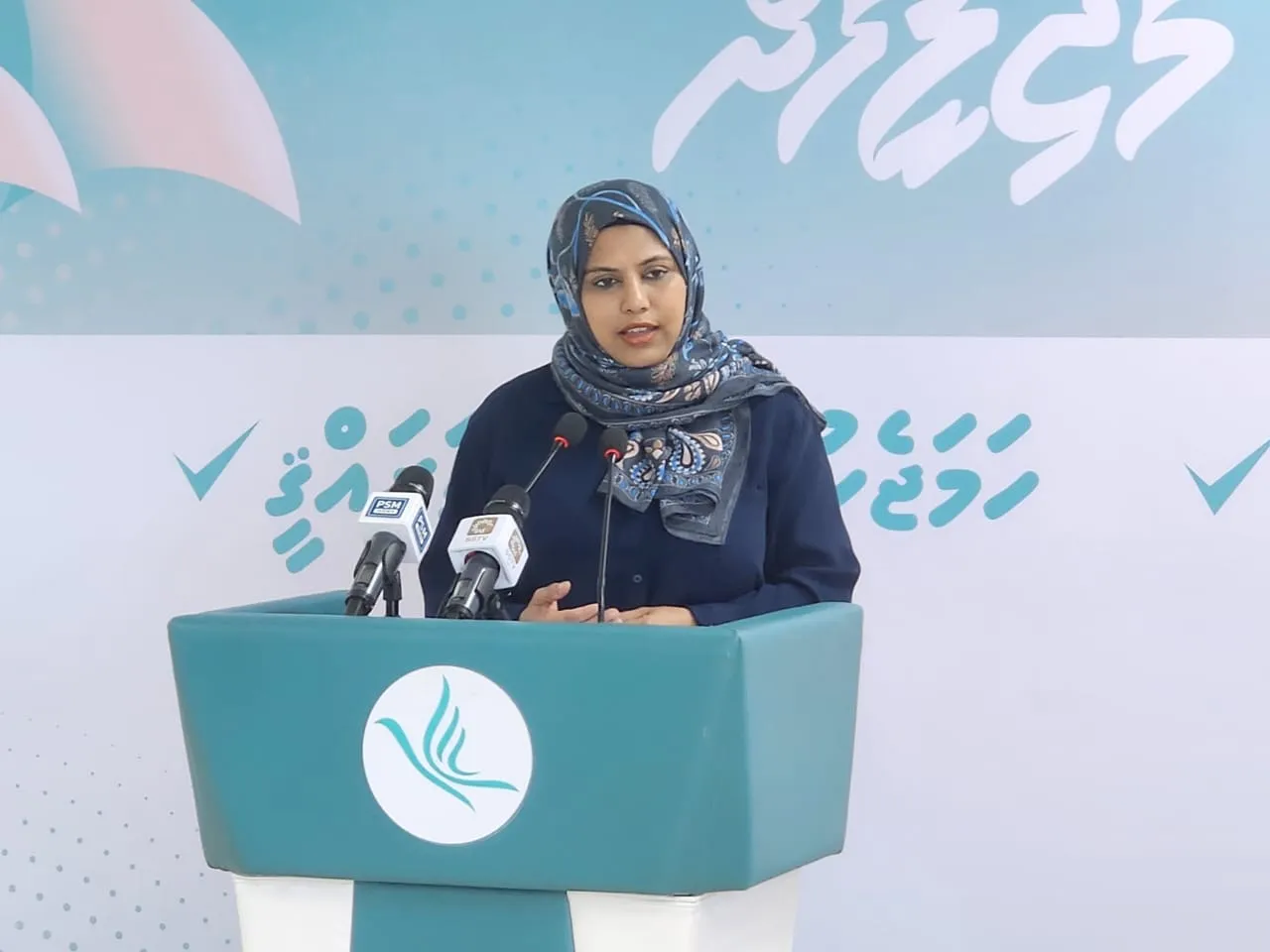 ޕީއެންސީގެ ނޫސްވެރިންގެ ބައްދަލުވުމެއްގެ ތެރެއިން— ފޮޓޯ/ ހީނާ