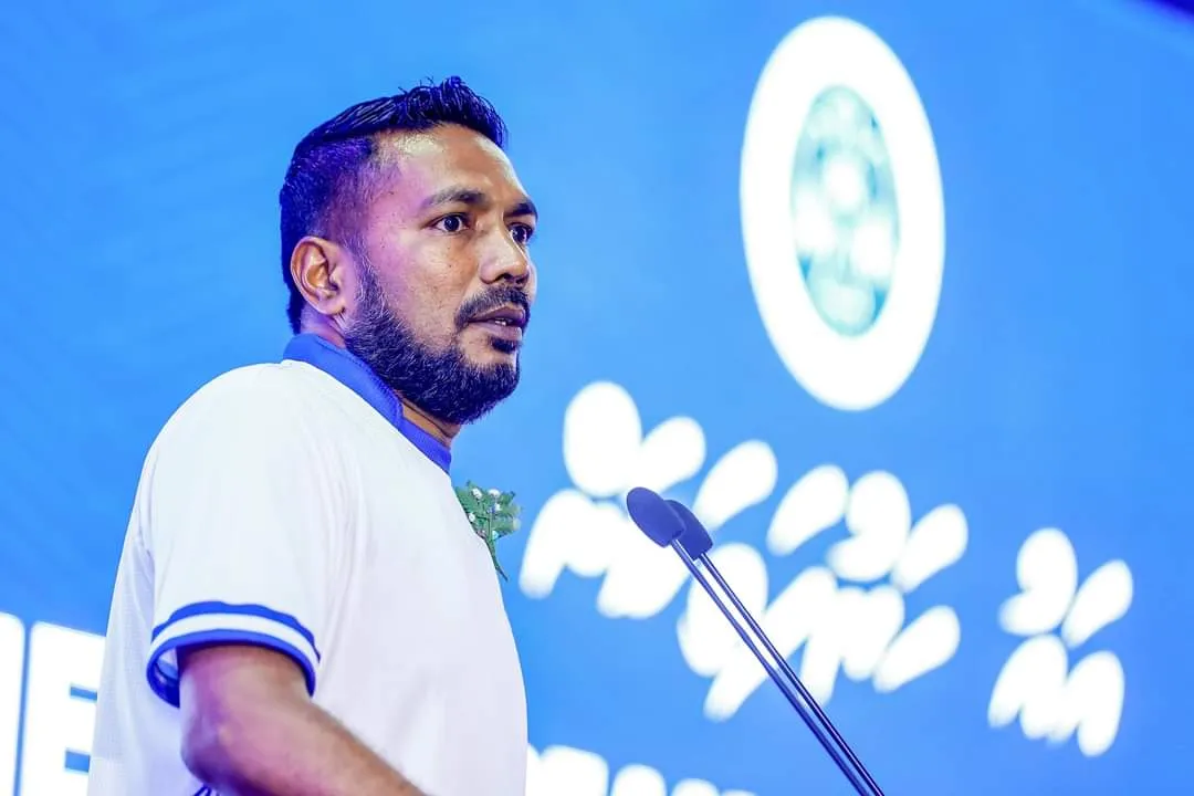 އަހްމަދު މުބީން
