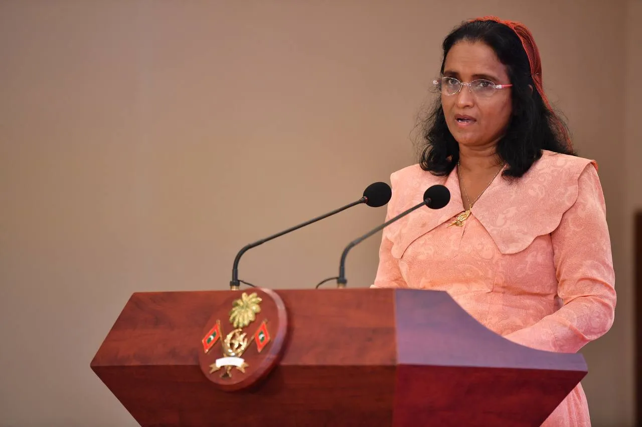 ޗިލްޑްރަންސް އޮމްބަޑްސްޕާސަން