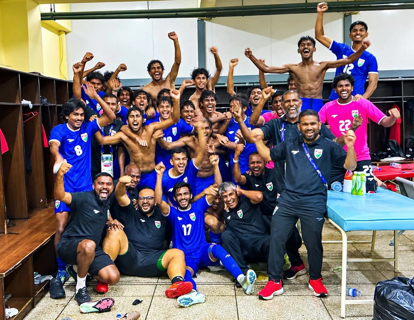 ސާފްގެ ހިތްދަތިކަން ފިލުވާލައި ޒުވާން ޓީމު ކޮލިފައިންގައި އިތުބާރު ހޯދައިފި