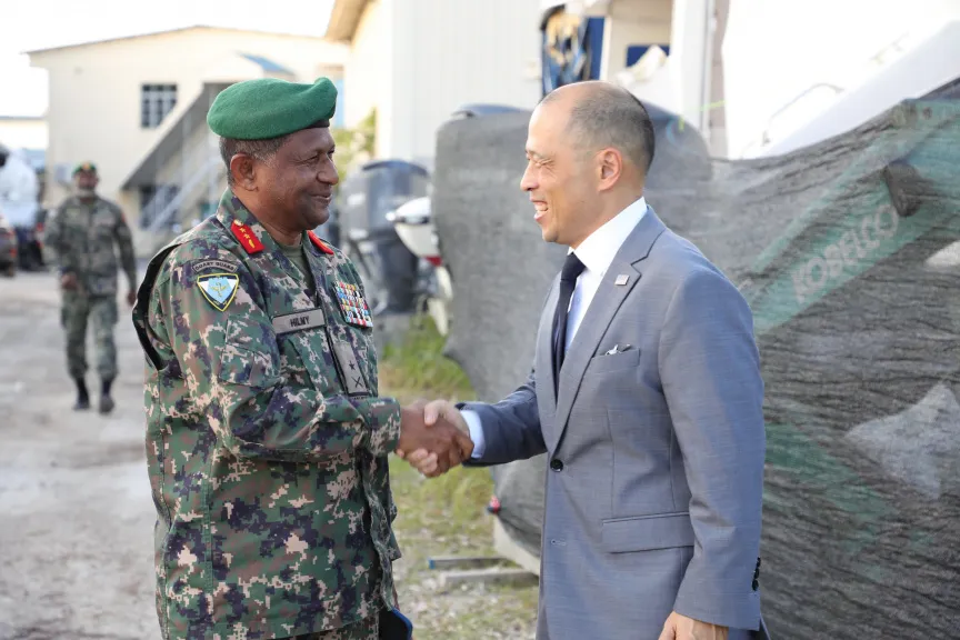 US Ambassador to the Maldives Hugo Yon (R) greets Chief of Defence Force Major General Ibrahim Hilmy (L) at the event held to hand over military aid to the MNDF from US, November 10, 2025. (Photo/MNDF)
