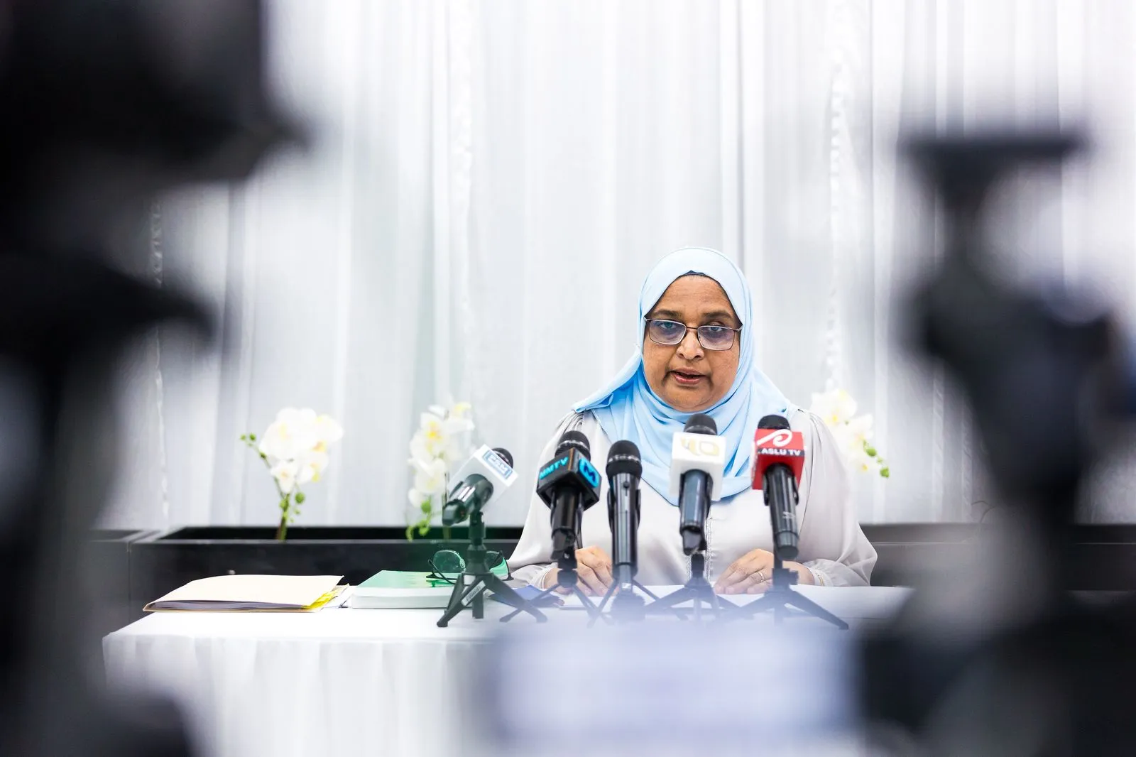 ކަރާމާތް ނަގާލުމާއި އަބުރު ނިގުޅައިގަތް މައްސަލާގައި މަންދީގެ މައްސަލަ ކޯޓަށް ހުށައަޅައިފި