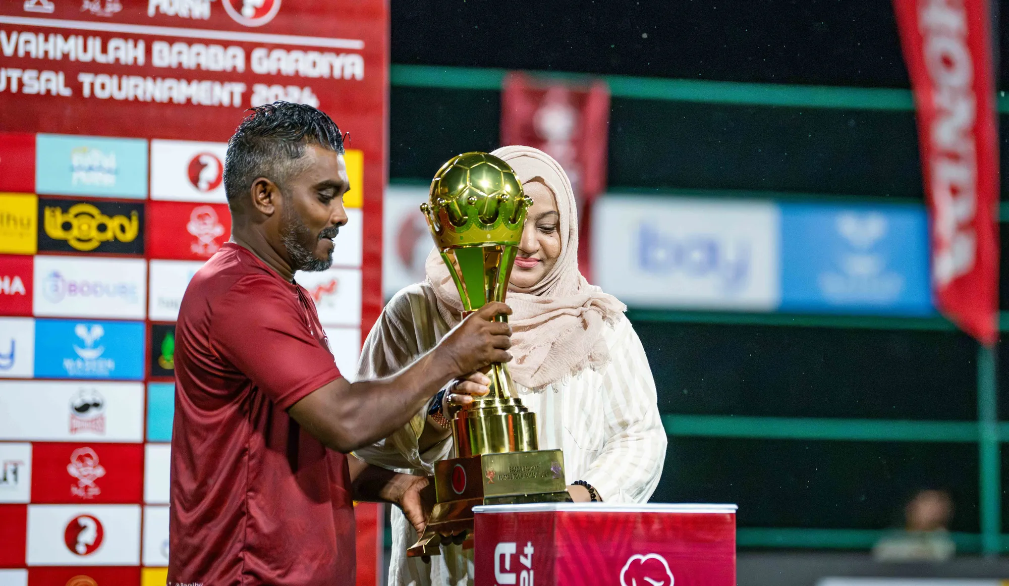"މައި ފުވައްމުލައް ބާބާ ގާޑިޔާ ފުޓްސަލް ޓޯނަމަންޓް 2024" ގެ ކުޅުން މިރޭ ފަށައިފި