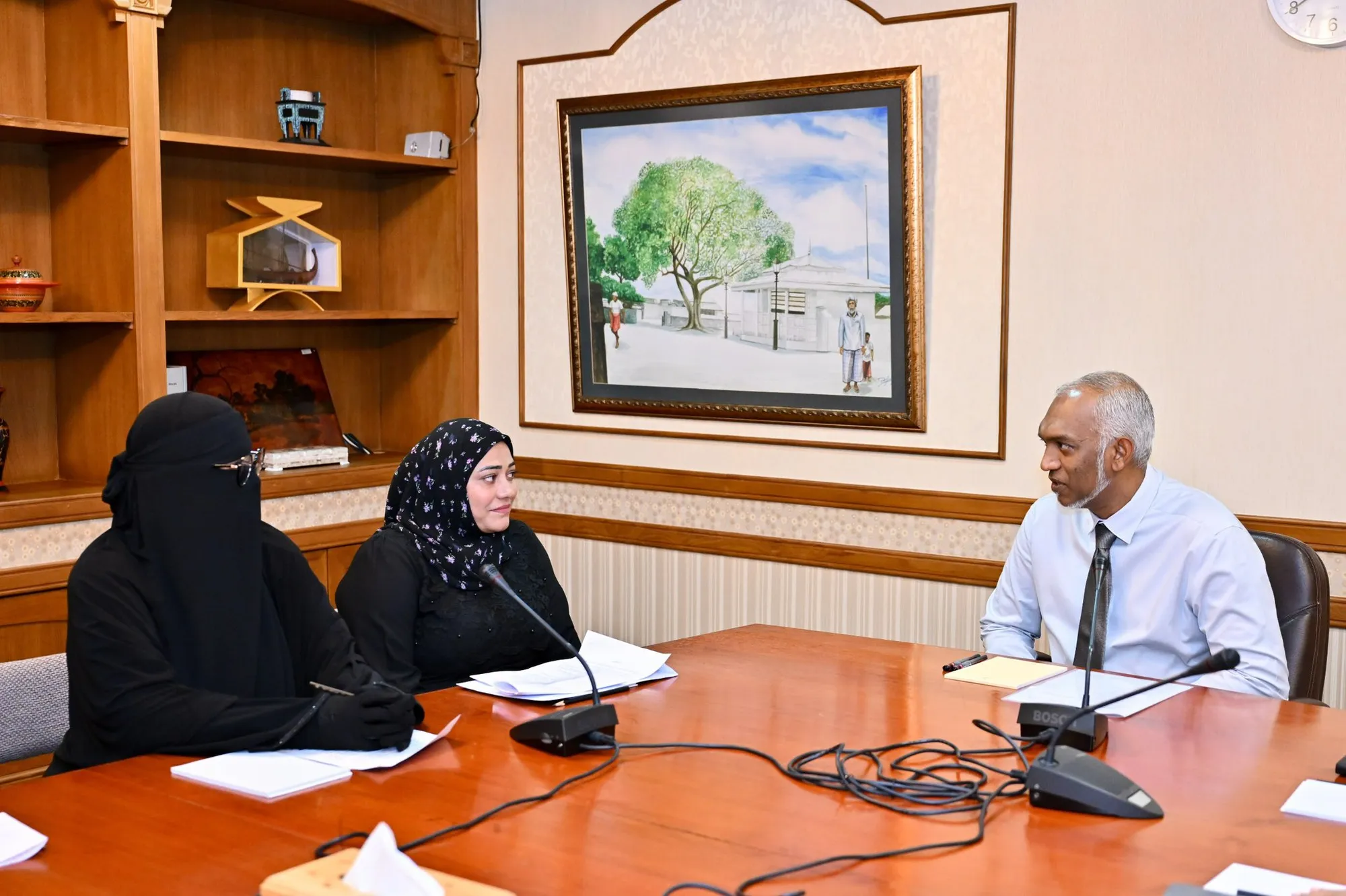 މޯލްޑިވްސް އޯޓިޒަމް ސަޕޯޓް އެންޑް ނިއުރޯ-އިންކްލޫޝަން ޔުނިޓީގެ ބެލެނިވެރިންނާއި ބައްދަލު ކުރެއްވުން