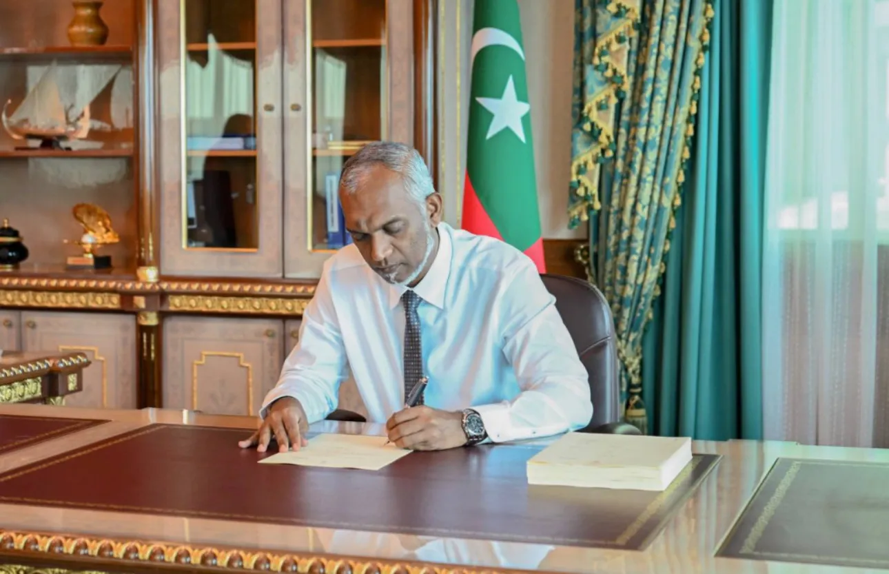 ރައީސުލްޖުމްހޫރިއްޔާ ޑރ މުހައްމަދު މުޢިއްޒު— ފޮޓޯ/ރައީސް އޮފީސް