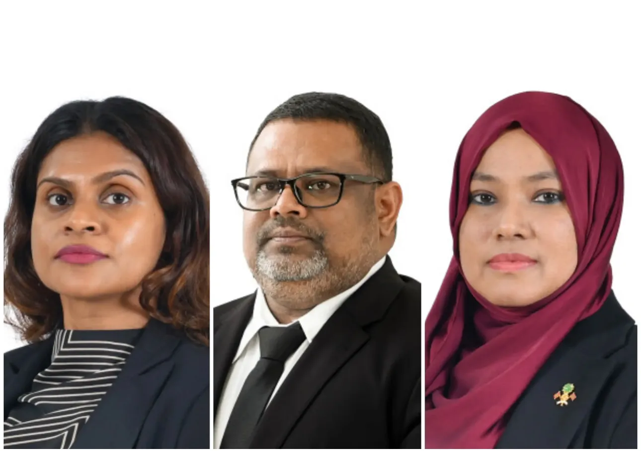 ރައްޔިތުންގެ މަޖިލީހުގެ އަމީންއާންމު ފާތިމަތު ނިއުޝާ އާއި، ކައުންސެލާ ޖެނެރަލް ފާތިމަތު ފިލްޒާ އާއި، ސާޖަންޓް އެޓް އާމްސް ޠަލްހަތު ޙަސަން