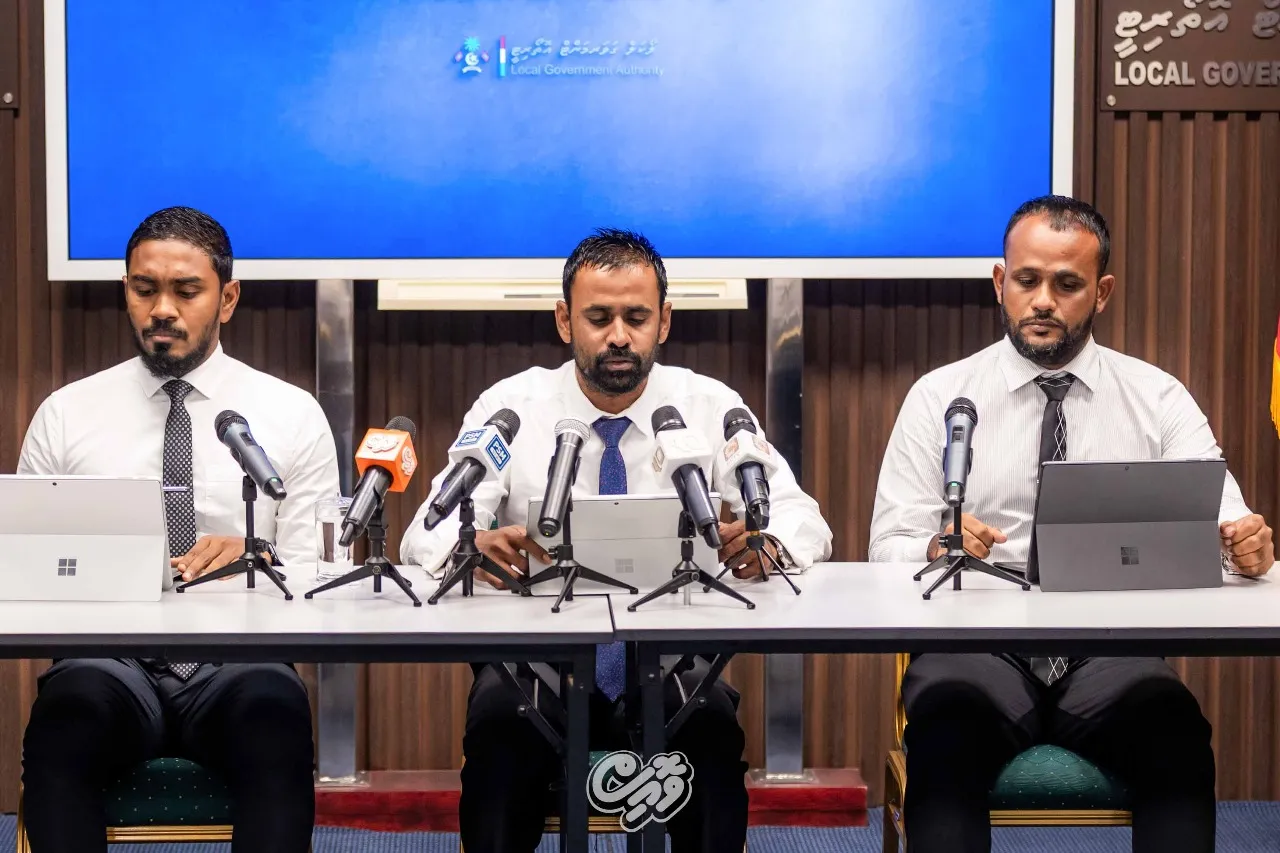 ތިނަދޫ ކައުންސިލްގެ މޭޔަރާ ޑެޕިއުޓީއަށް ފިޔަވަޅު އެޅީ އުސޫލާ ހިލާފަށް: އެމްޑީޕީ