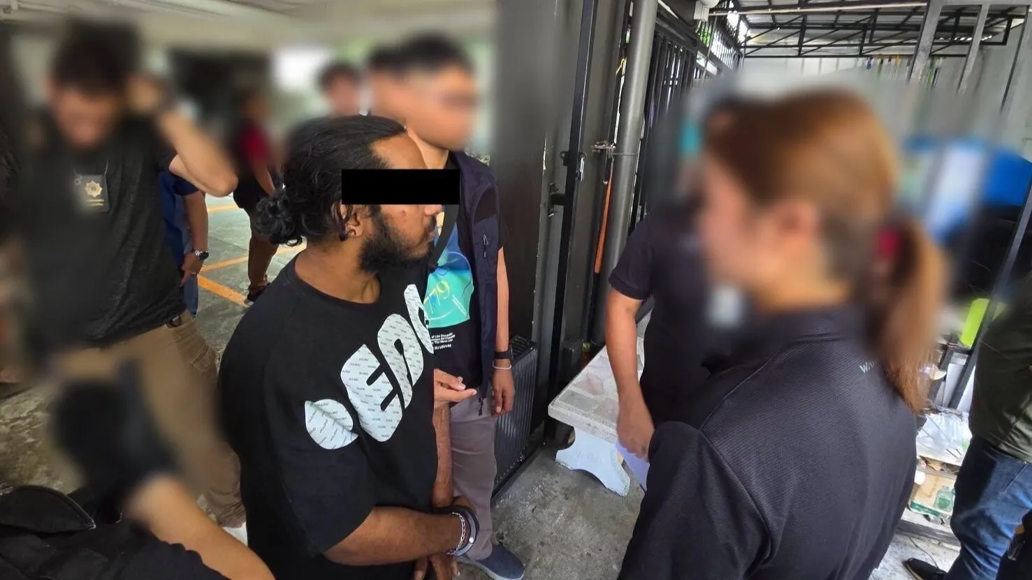 Authorities arrest a Maldivian during drug seizure (Photo/Pattaya news)