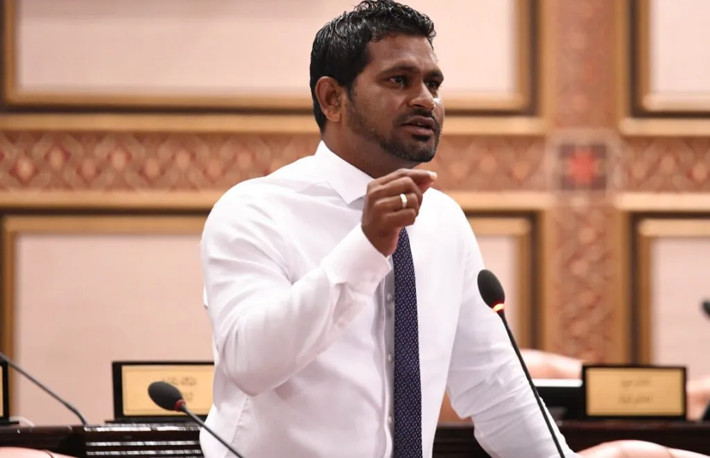 ހާޒިރީ ނަގައިގެން ހަތަރުފަސް ސަތޭކަ މީހުން ޖަމާކޮށްފައި, %75 ވޯޓު ނަގާ ވާހަކަ މި ދައްކަނީ: ޝިޔާން