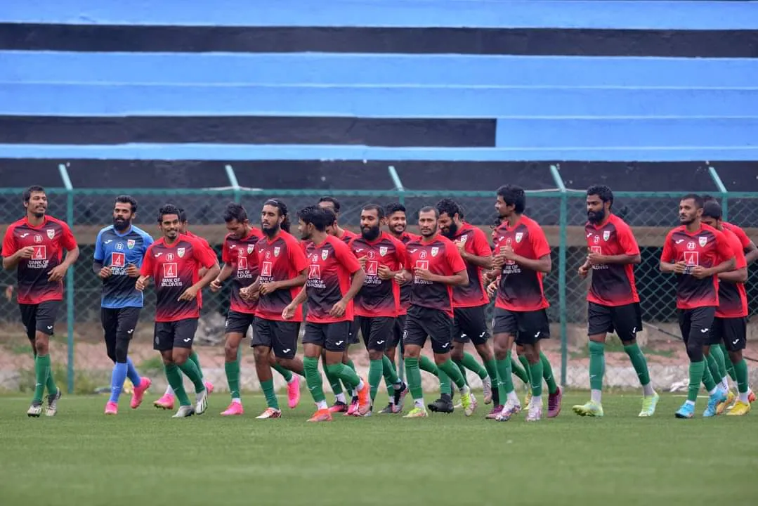 ދިވެހިންގެ ހެޔޮދުއާ ވަނީ ގައުމީ ޓީމާއެކު!