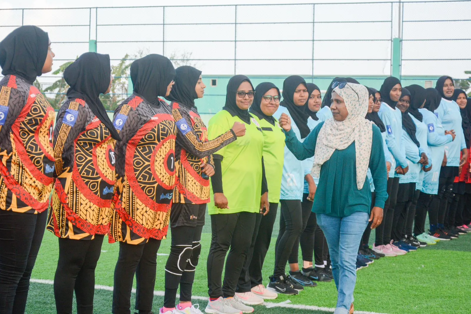 ހއ. އަތޮޅުގައި ބޭއްވޭ އެންމެ އަގުބޮޑު ހޭންޑްބޯލް މުބާރާތުގައި ބައިވެރިވުމުގެ ފުރުސަތު